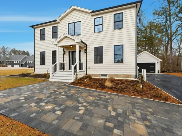 434 Sumner St, Stoughton, MA 02072