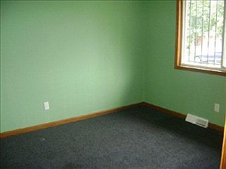 3rd image of 3303 Searles Ave