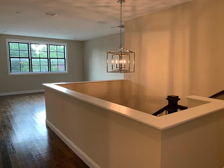 3109 Odessa Ave — Photo 13