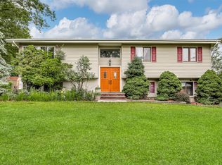 1 Florence Court, Valley Cottage, NY