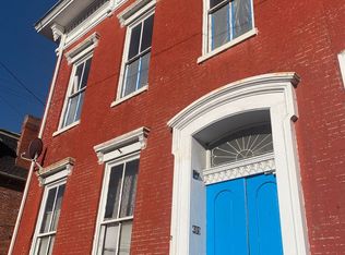 489 W Market St APT 4, York, PA 17401