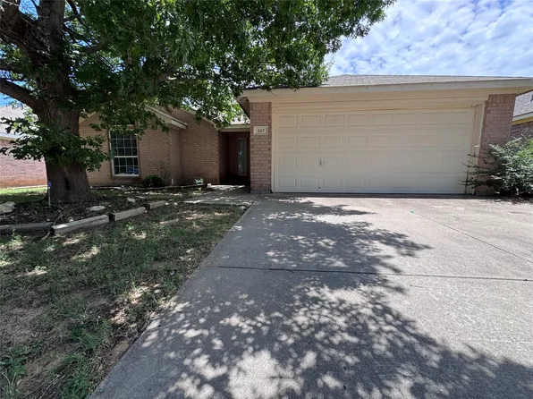 517 Birch St, Crowley, TX 76036