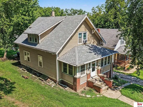 4640 Izard St, Omaha, NE 68132