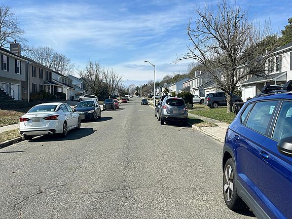 5th image of 50 Bayside Ave