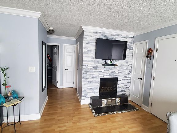 4th image of 9444 Kelvin Ln APT 3215