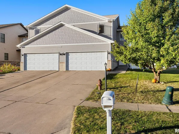 1501 Flossmoor Ave, Washington, IL 61571