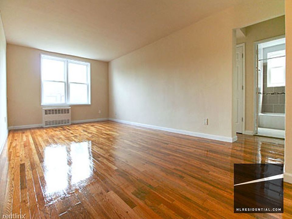 1st image of 14202 84th Dr #5A