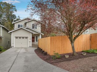 516 S Constitution Ave, Bremerton, WA 98312