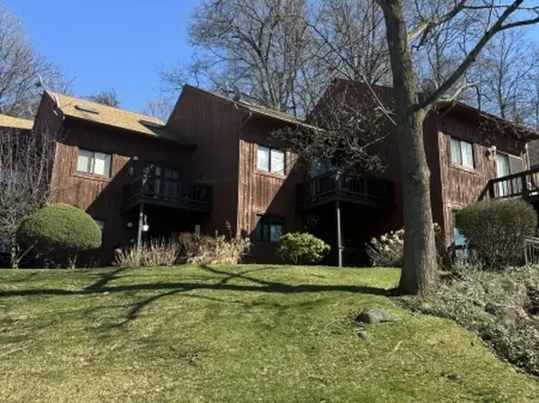 5 Deer Valley Ln, Vernon Twp., NJ 07462