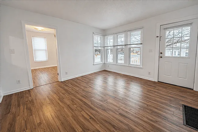 502 W Biddle St #A — Photo 6