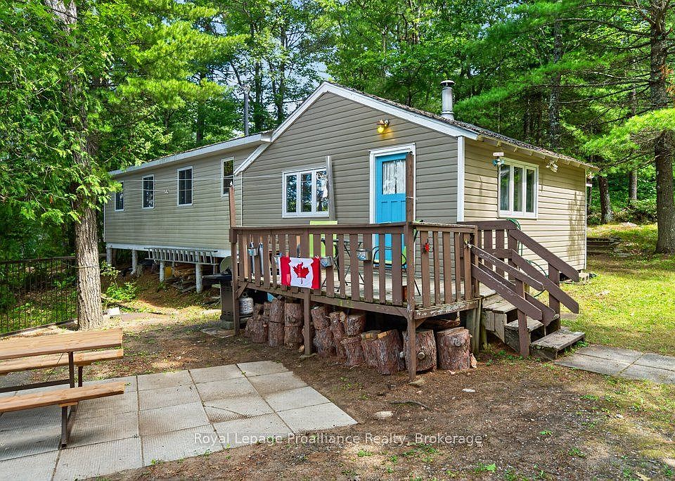 1st image of 1138 Helen Ln