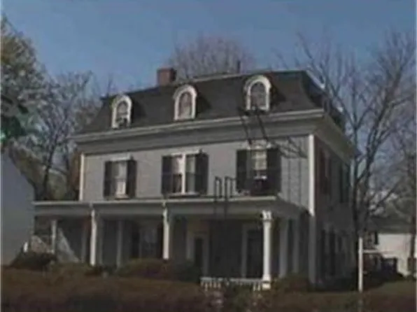 14 Church Ave, Woburn, MA 01801