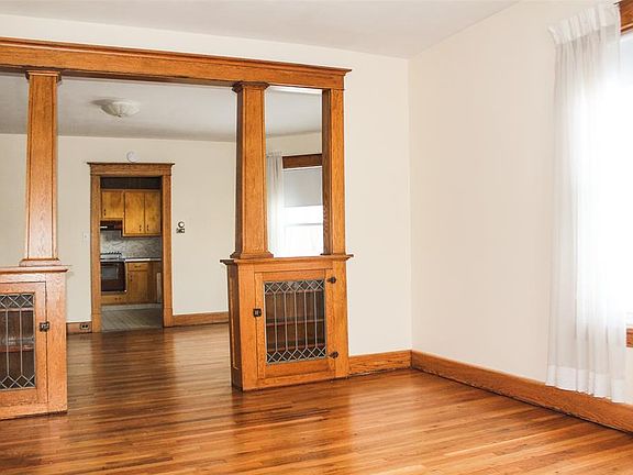 3rd image of 178 Conklin Ave