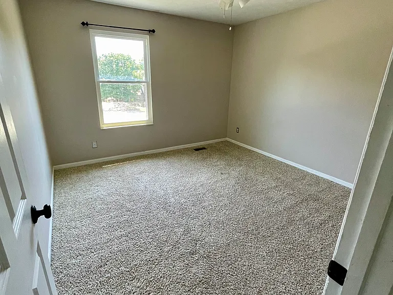 8214 Woodruff Rd — Photo 15