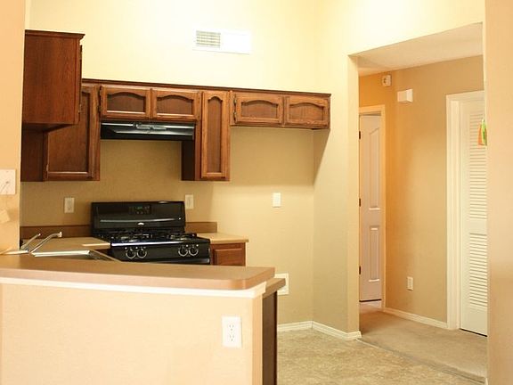 5th image of 3304 Tierra Jazmin Ln