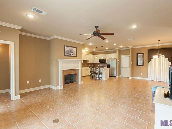 4th image of 12412 Dutchtown Villa Dr