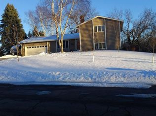 1501 Lia Dr, Northfield, MN 55057
