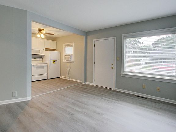 5th image of 777 Adams St #777