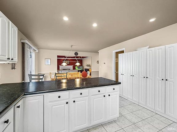 4th image of 616 Haley Meadows Dr