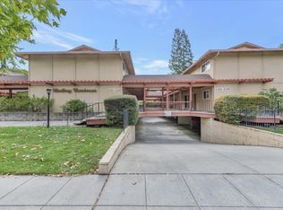 3156 Middlefield Rd, Palo Alto, CA 94306