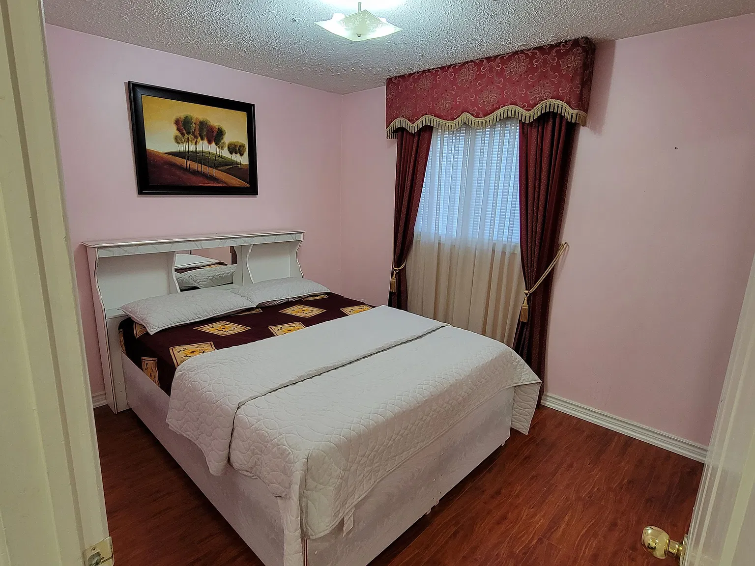 4 bed, $3,000 — Photo 4