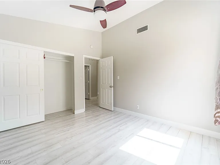 8517 Soneto Ln — Photo 14