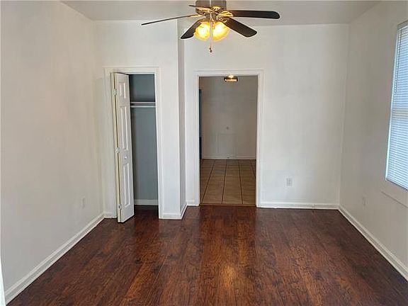 4th image of 3010 Monroe St