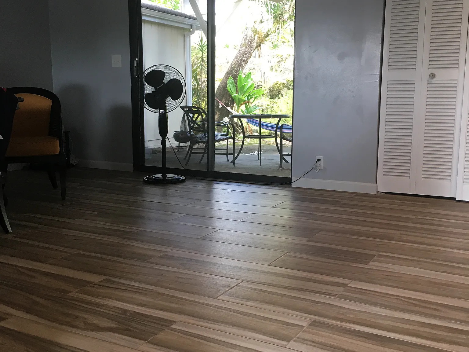 5 bed, 2192 sqft, $750 — Photo 2