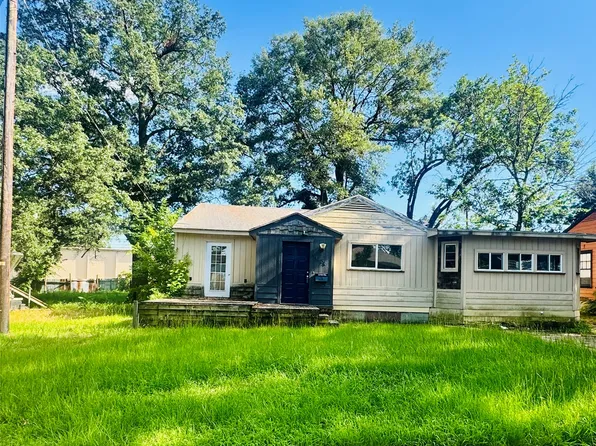 1434 Margaret St, Paris, TX 75460