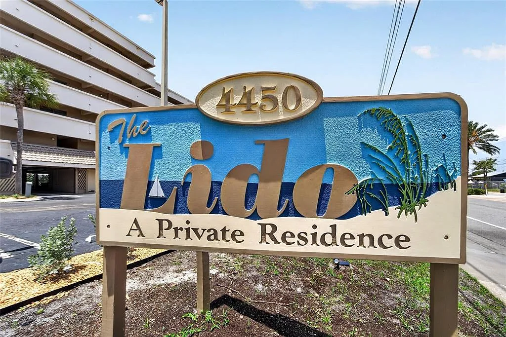 2 bed, 2.0 bath, 1692 sqft, $8,500 — Photo 4