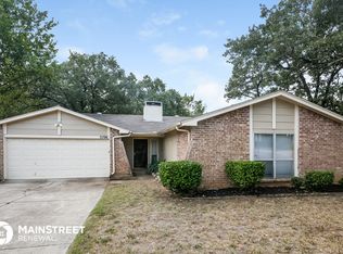 3706 Willow Ridge Dr, Arlington, TX 76017