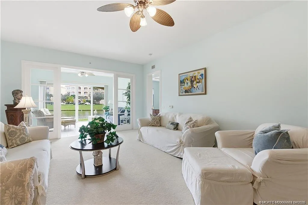 2 bed, 1989 sqft, $4,000 — Photo 4