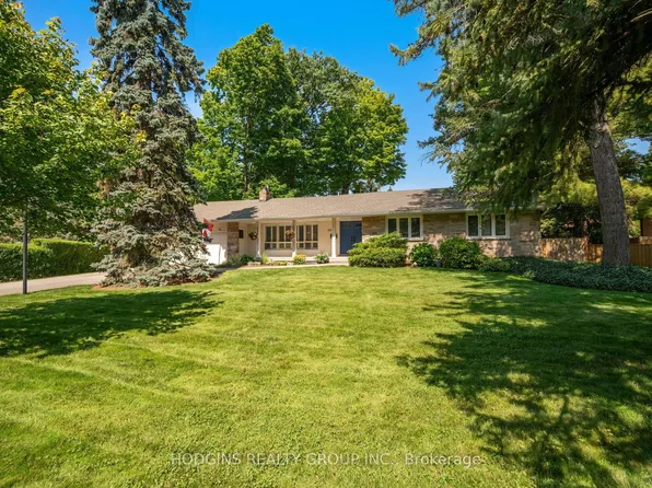 1837 Will Scarlett Dr, Mississauga, ON L5K 1J6