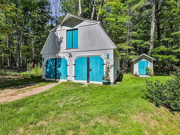 4th image of 8 Putnam Hill Road