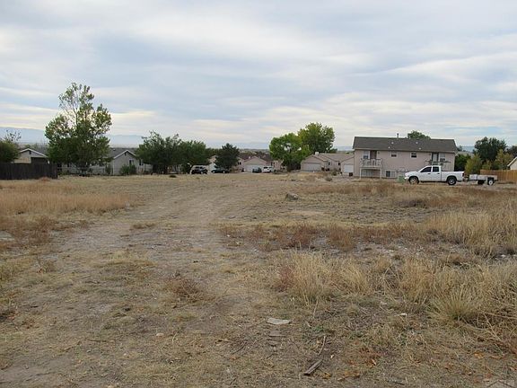 5th image of 805 S Laurue Dr