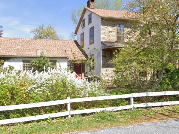 42 Keller Rd, Fleetwood, PA 19522