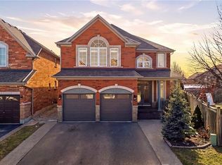2070 Willhaven Trl, Oakville, ON L6M5G3