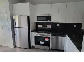 1261 SE 29th St