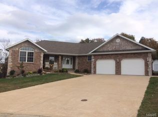 2849 Boardwalk Ave, Lebanon, MO 65536