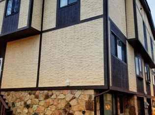 25 Parkview Loop, Staten Island, NY 10314