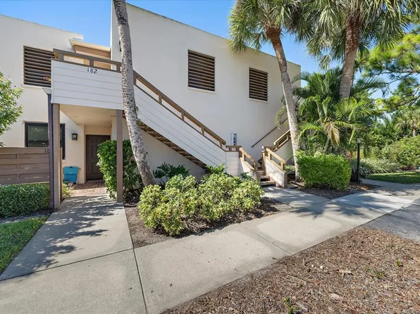 182 Pineneedle Dr, Bradenton, FL 34210