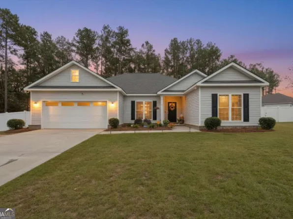 408 Quarter Hole Ct, Brooklet, GA 30415