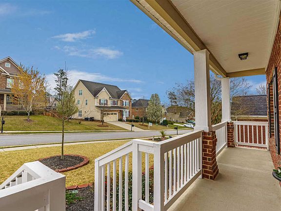 2nd image of 536 Dickson Hill Cir
