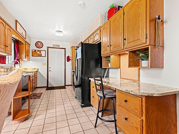 4th image of 2838 Panorama Dr
