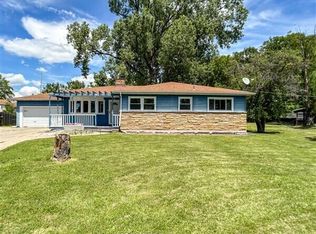 926 Dryer Farm Rd, Lansing, MI 48917