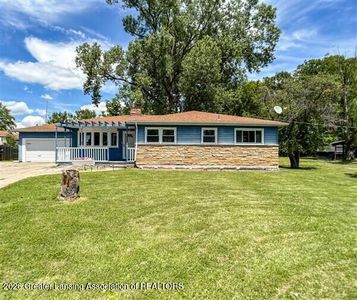 926 Dryer Farm Rd, Lansing, MI, 48917