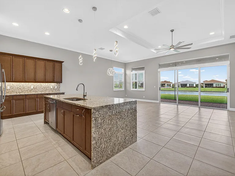 9318 SW Miracoli Way — Photo 20