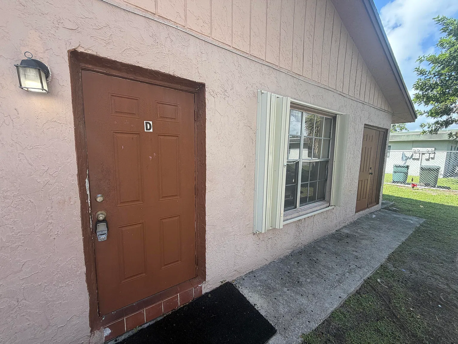 1 bed, 1.0 bath, 600 sqft, $1,750 — Photo 1