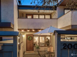 2005 42nd Ave E, Seattle, WA 98112