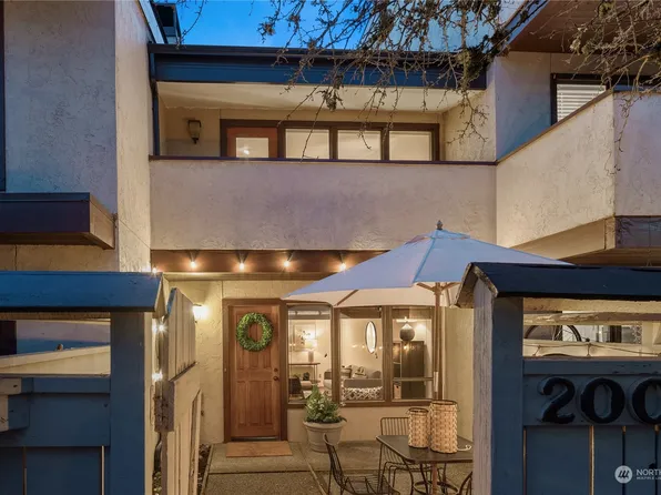 2005 42nd Avenue E, Seattle, WA 98112